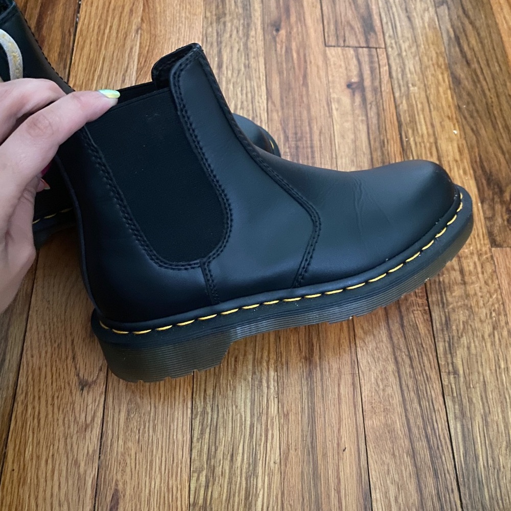 Dr.Martens: VEGAN 2976 FELIX CHELSEA BOOTS - Picture 6 of 7